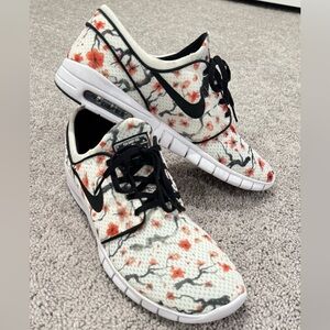 Nike SB Janoski Max RARE Cherry Blossom EXCELLENT CONDITION